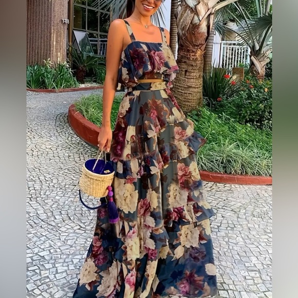 Large two piece wedding guest dress - Picture 1 of 3